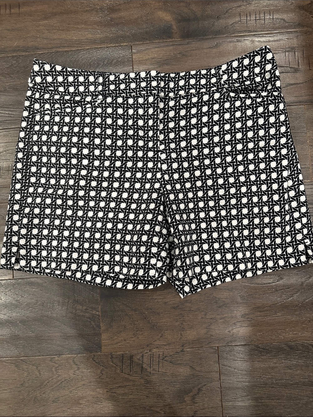 White House Black Market Black & White Geometric Print Shorts